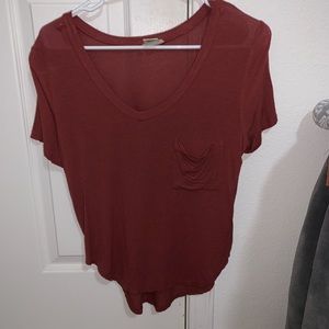 drop shoulder v-necked tee
